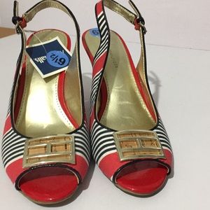 Tommy Hilfiger wedges (new)
